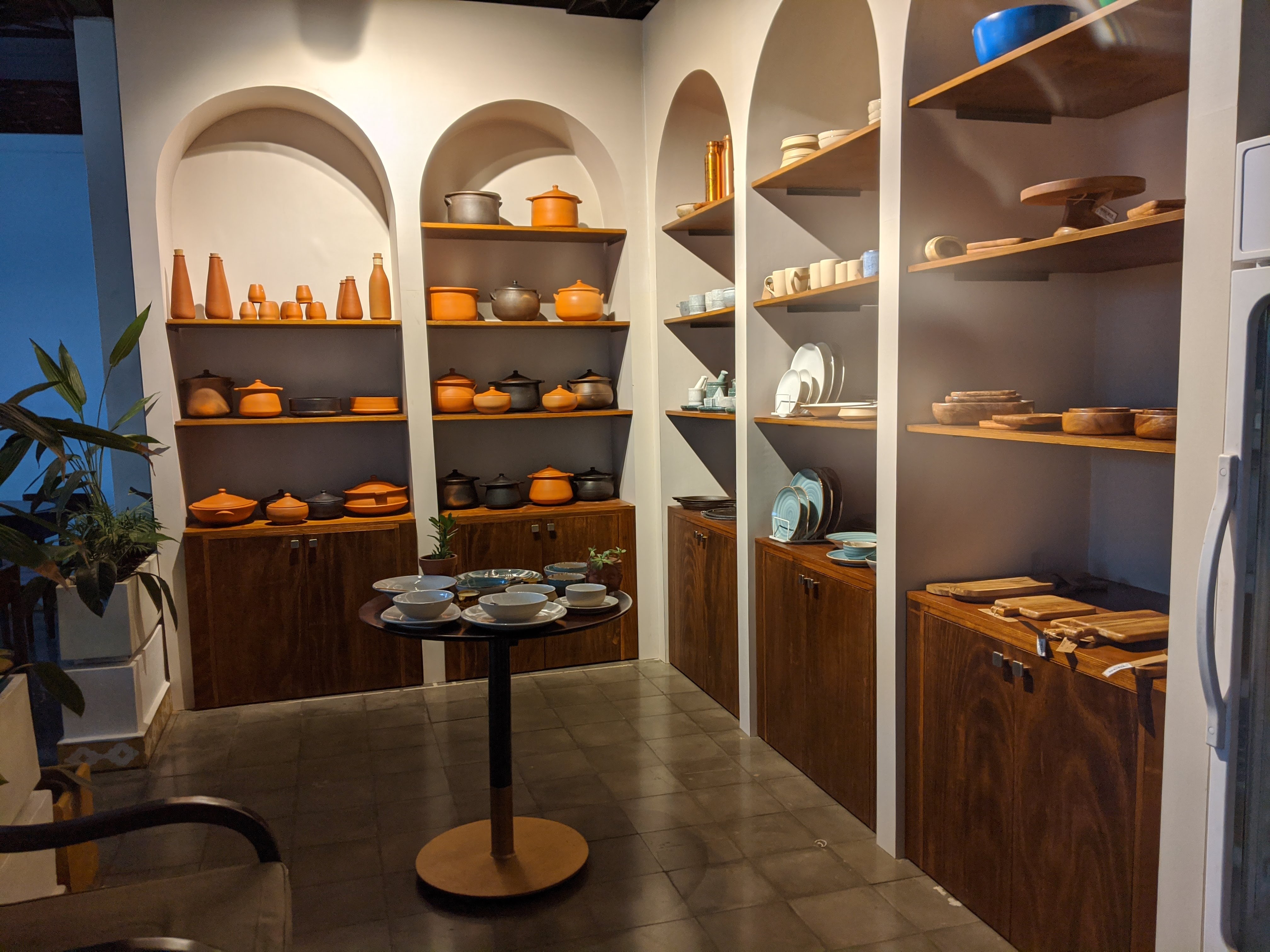 Go Native display 70