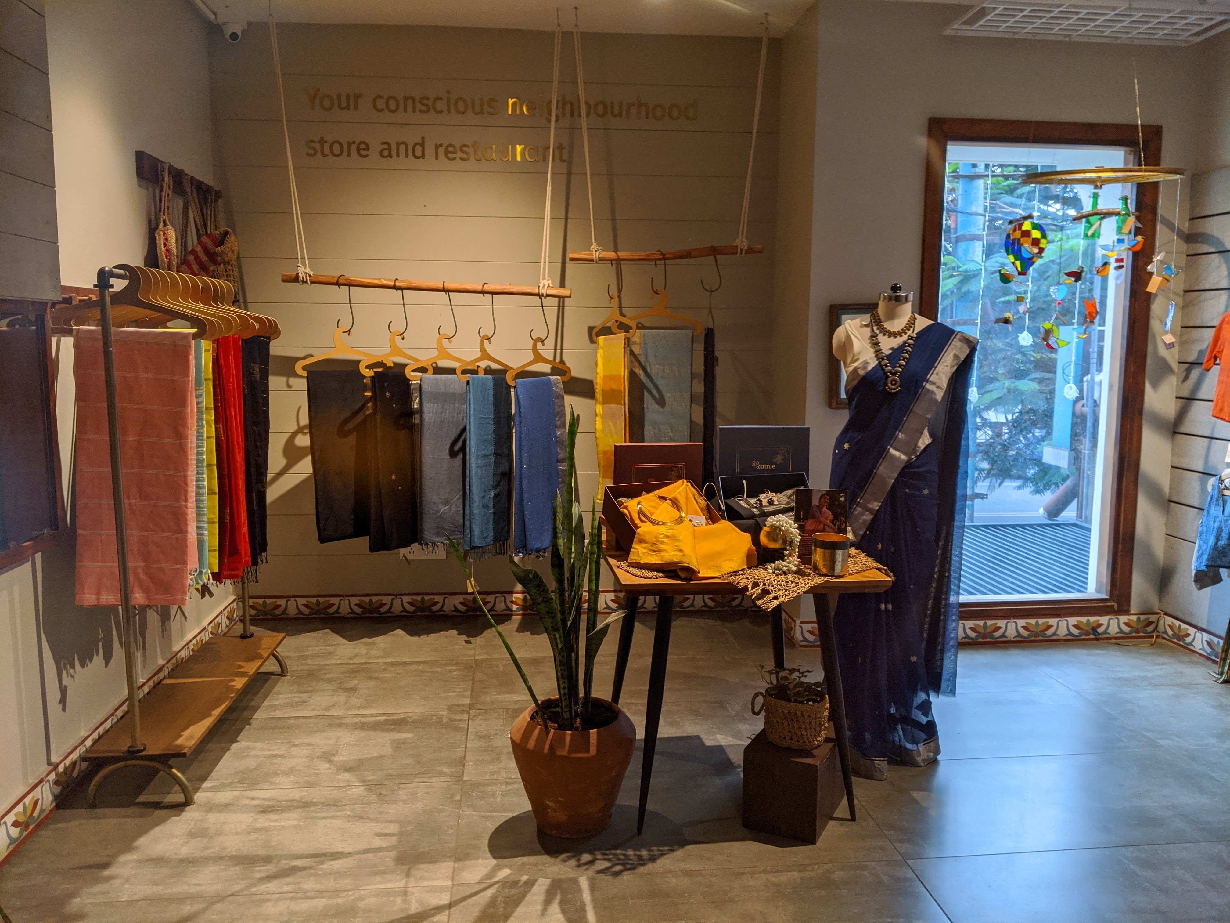 Go Native display 80