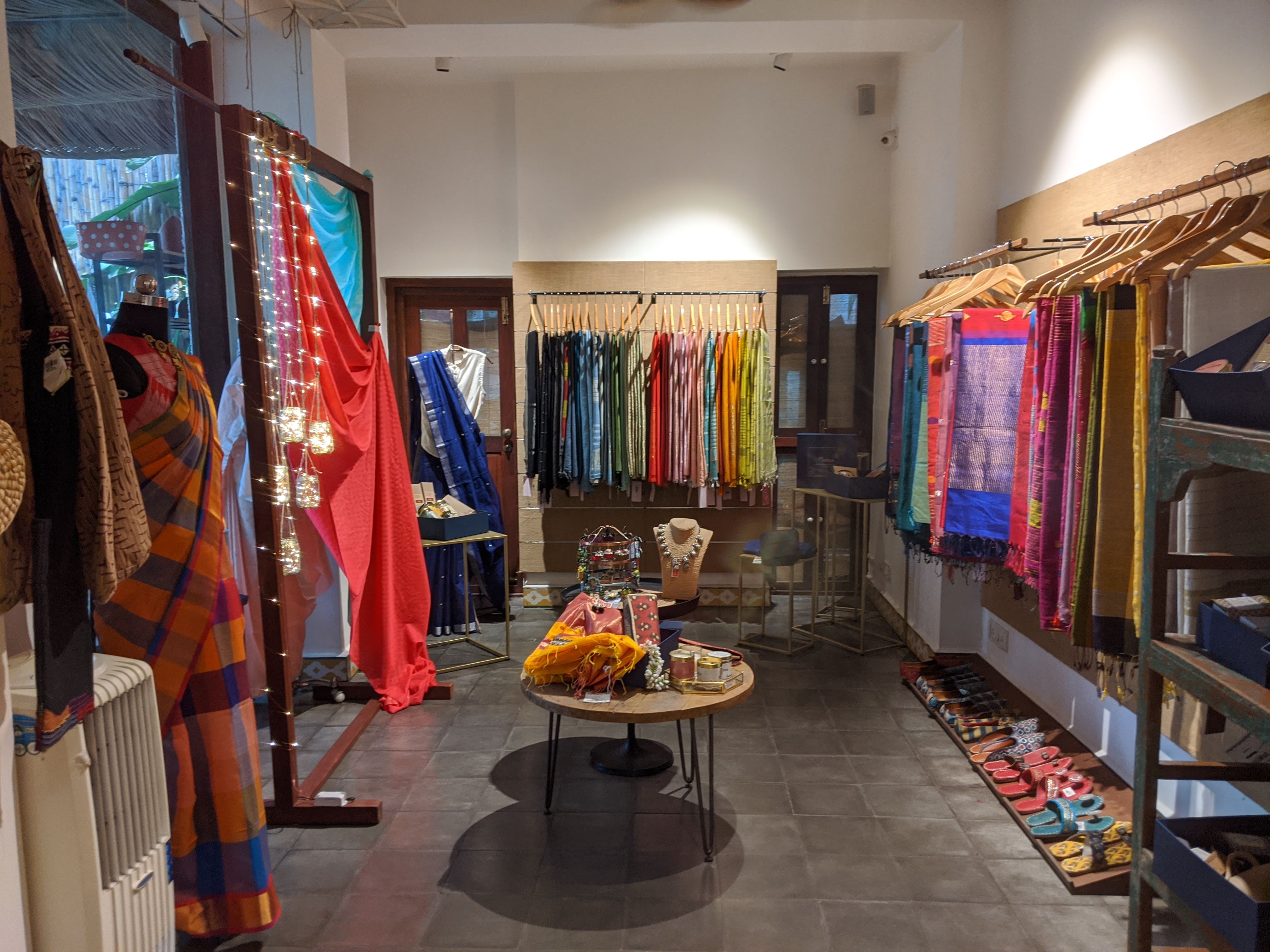 Go Native display 81