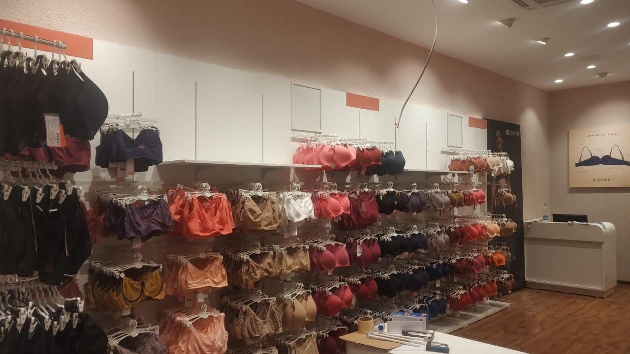 Zivame store display 22