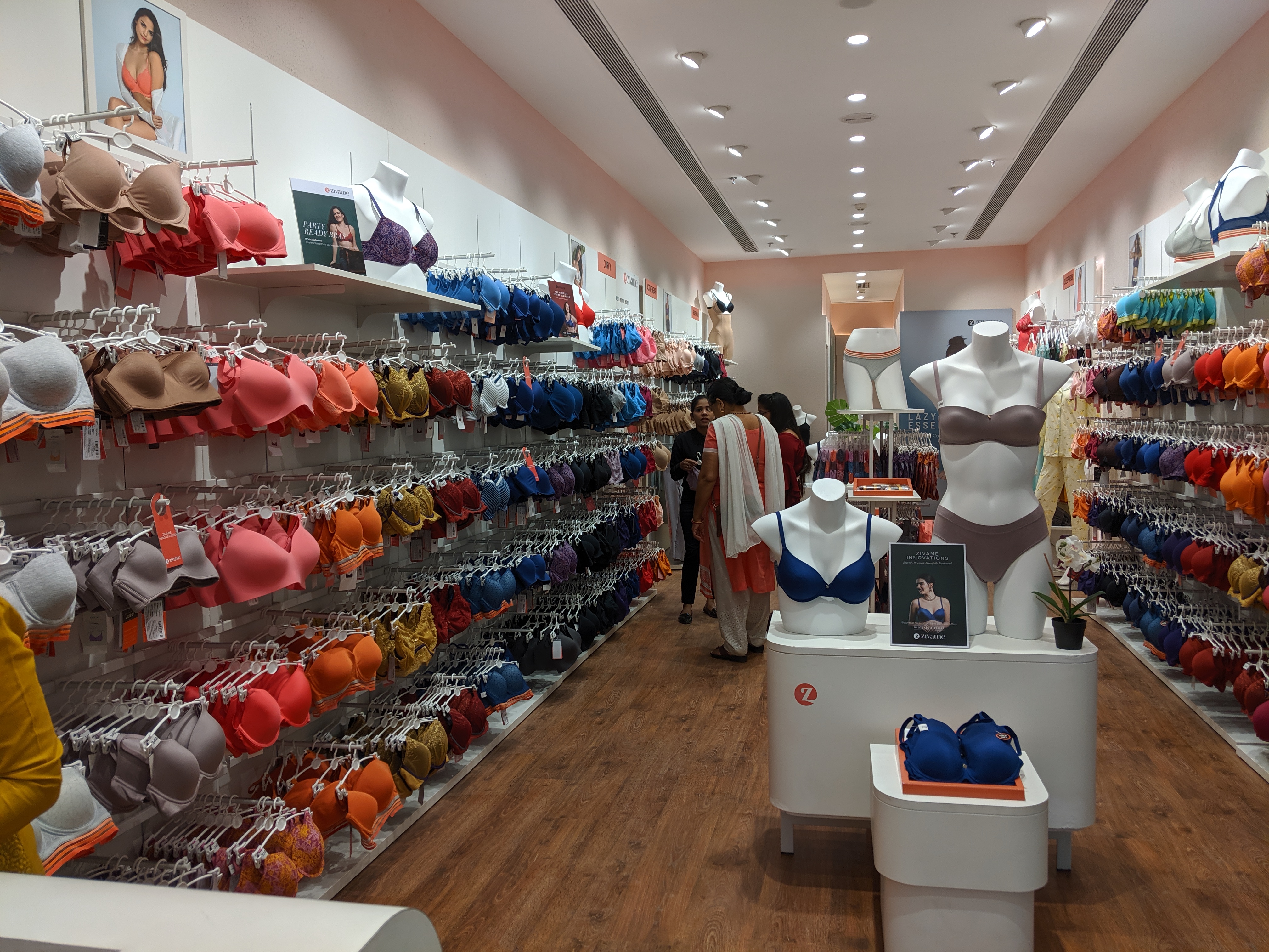 Zivame store display 26