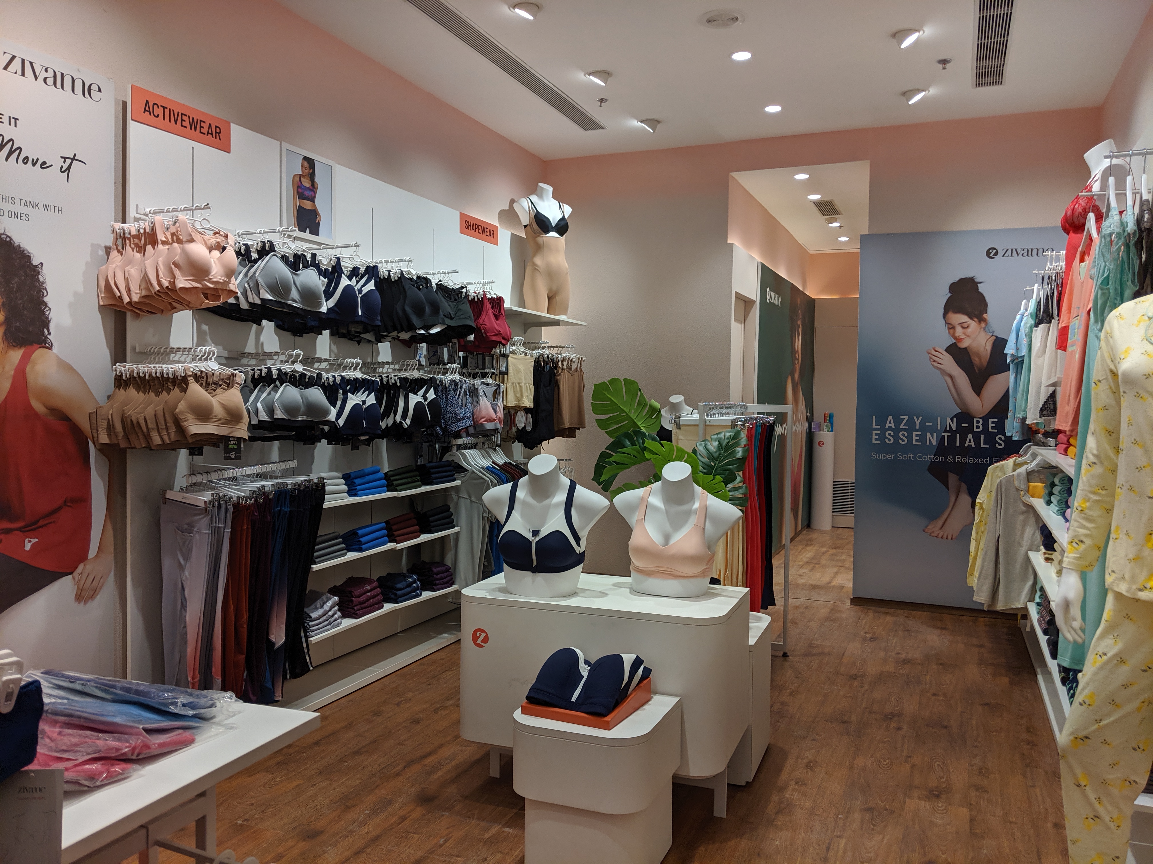 Zivame store display 30