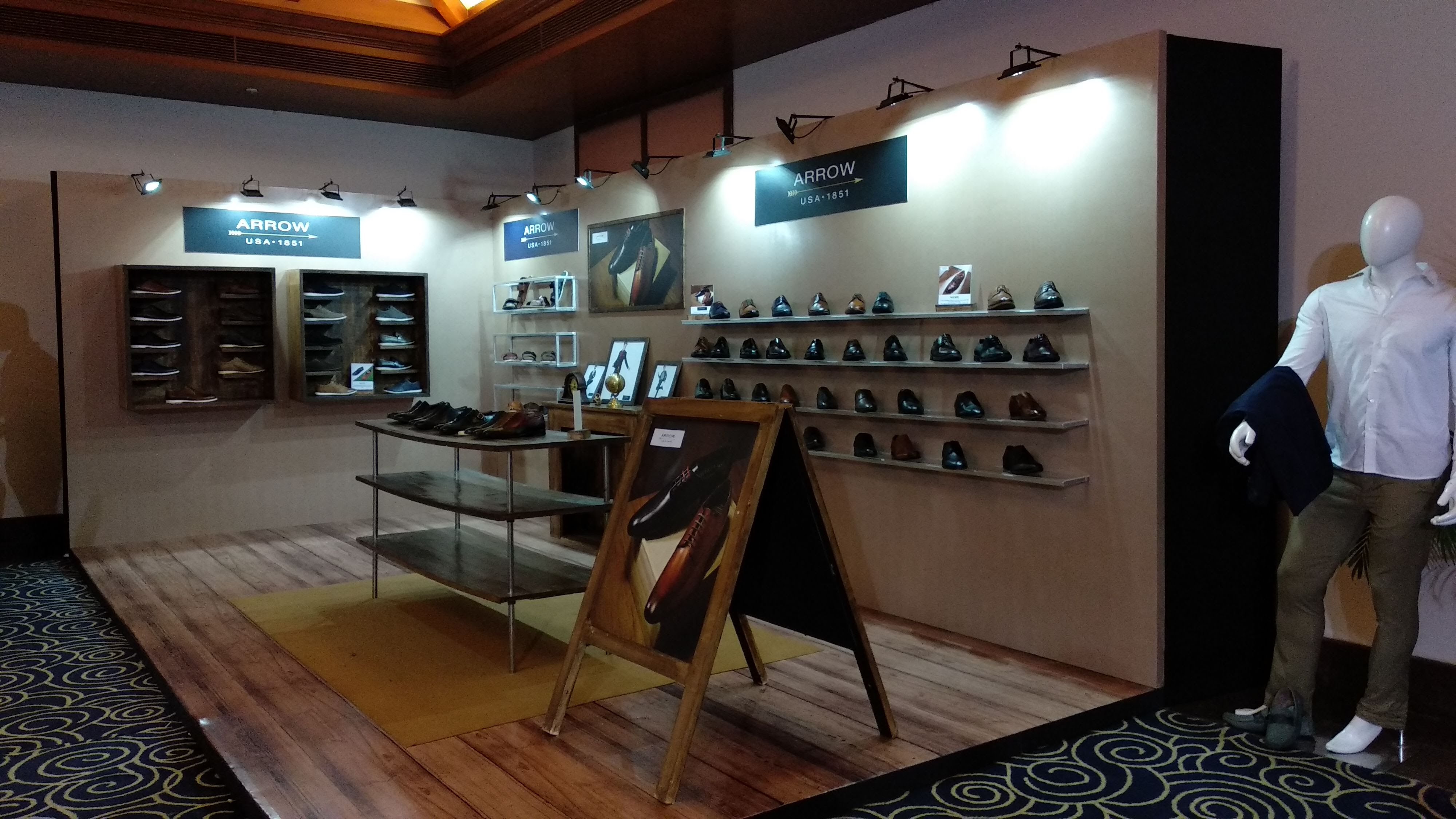 Trade Show 01 display 2