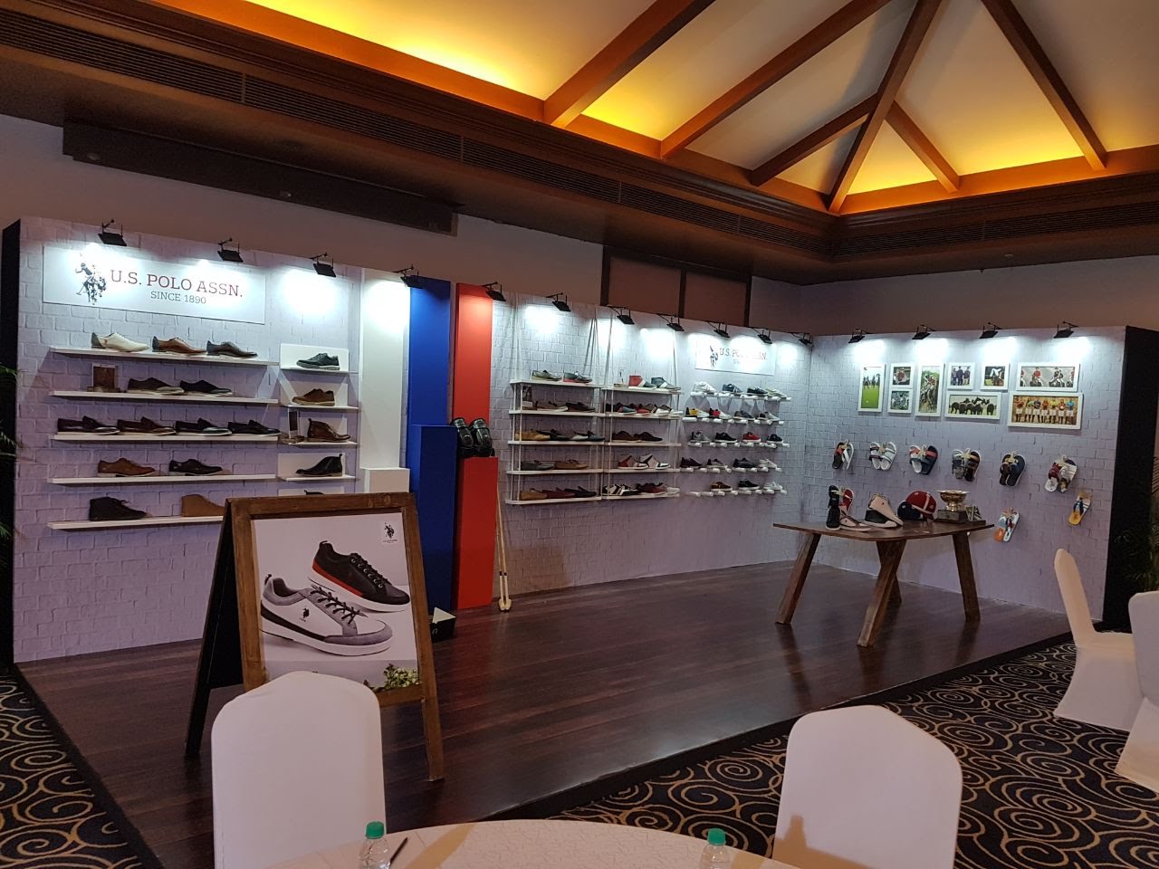 Trade Show 01 display 3