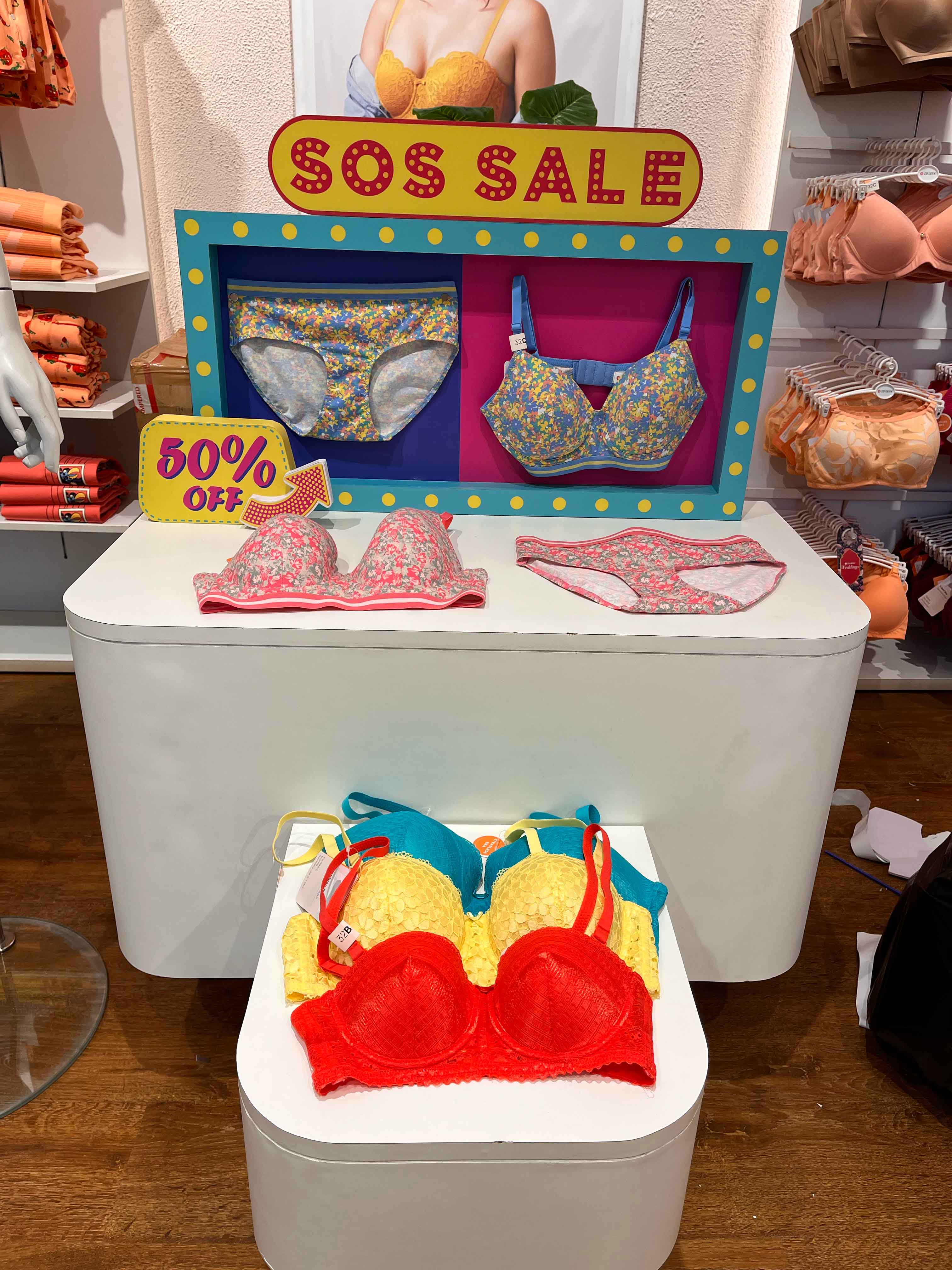 Vintage Neon Sale display 11